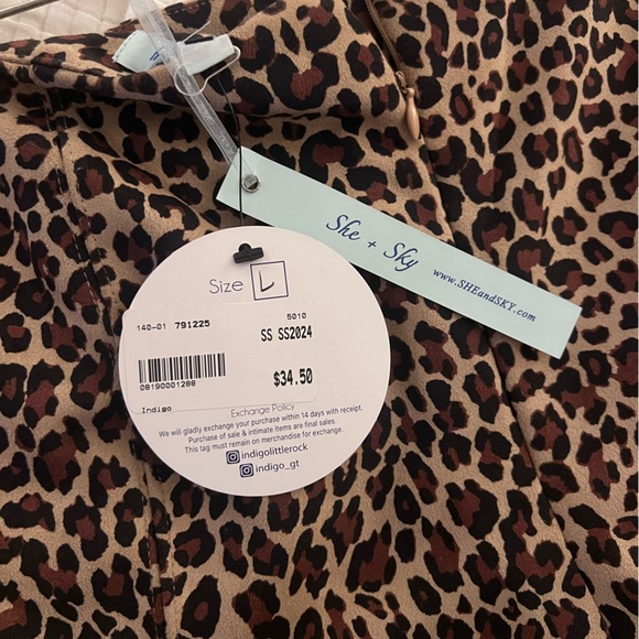 Suede Leopard Print Shorts - Picture 2 of 2